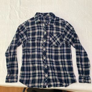 Eddie Bauer ultra soft button down flannel in good condition size M classic fit